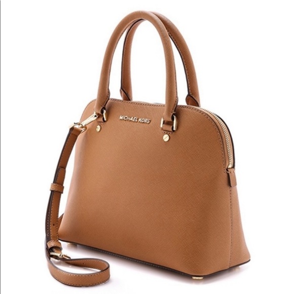 Michael Kors Crossbody - Picture 4 of 16